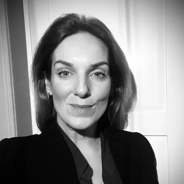 Black and white image of Caroline Fossto, Event Specialist at Avinode Group